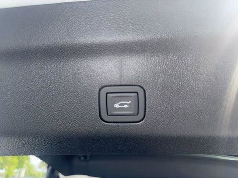 New 2025 Cadillac Escalade ESV Premium Luxury Platinum image 23