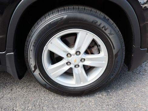 Used 2020 Chevrolet Trax LS w/ LPO, Protection Package FWD image 36