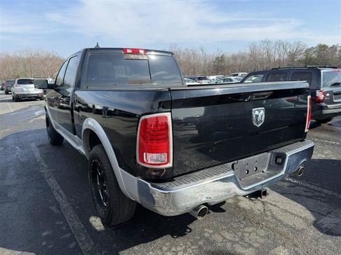 Used 2015 RAM 1500 Laramie w/ Convenience Group AWD/4WD image 5