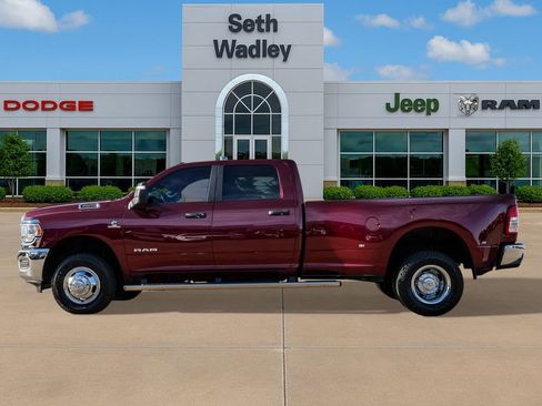 Used 2024 RAM 3500 Big Horn image 4