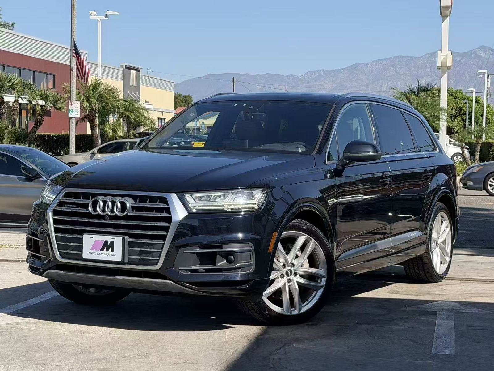 Used 2017 Audi Q7 3.0T Prestige AWD/4WD image 2