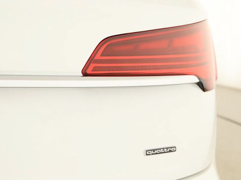 Used 2021 Audi Q5 Prestige w/ Prestige Package AWD/4WD image 30