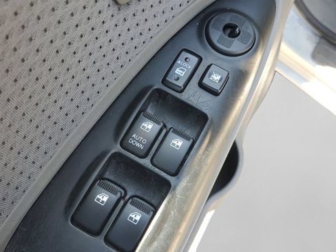 Used 2009 Hyundai Tucson GLS FWD image 19