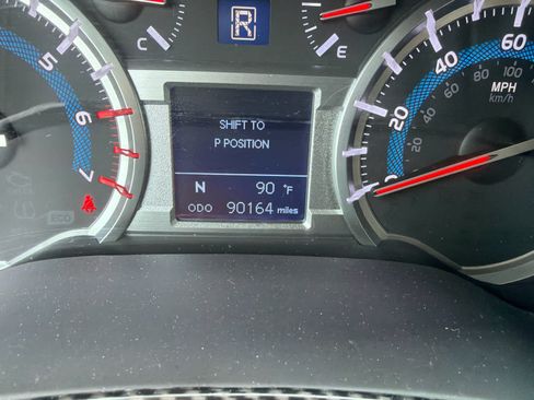 Used 2017 Toyota 4Runner Limited AWD/4WD image 10