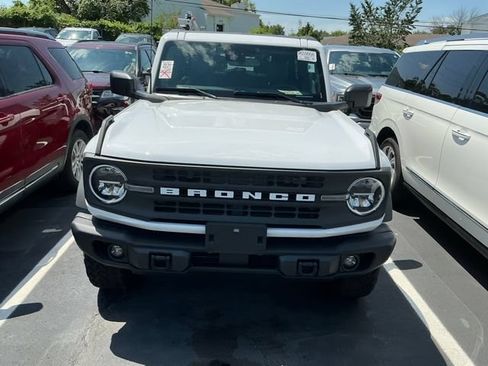 Used 2024 Ford Bronco Black Diamond AWD/4WD image 2