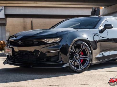 Used 2020 Chevrolet Camaro SS image 39