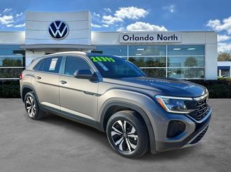 Used 2024 Volkswagen Atlas Cross Sport SE video 1