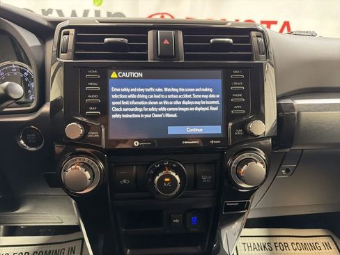 Used 2024 Toyota 4Runner TRD Off-Road AWD/4WD image 31