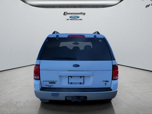 Used 2005 Ford Explorer Eddie Bauer image 9