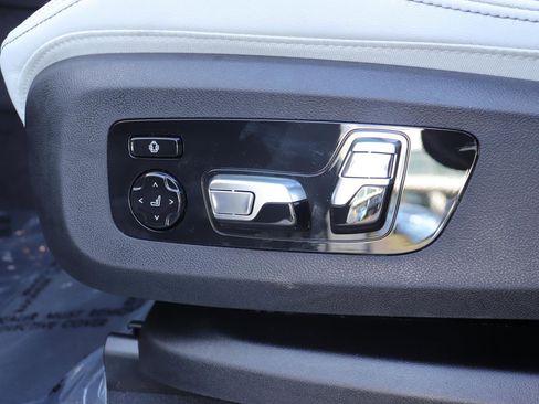 New 2026 BMW X5 xDrive50e w/ Climate Comfort Package image 32