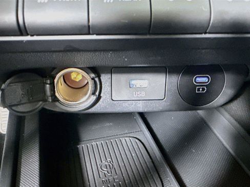 Used 2025 Hyundai Elantra N FWD image 23