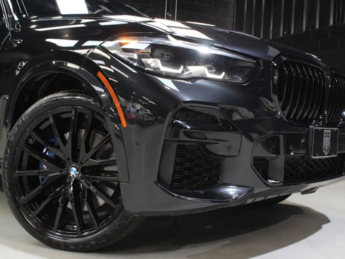 Used 2023 BMW X5 M50i w/ Climate Comfort Package image 7