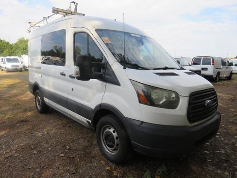 Used 2017 Ford Transit 250 130 Medium Roof RWD image 11