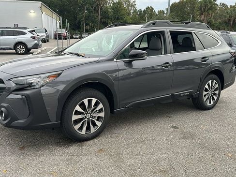 New 2025 Subaru Outback Limited image 3
