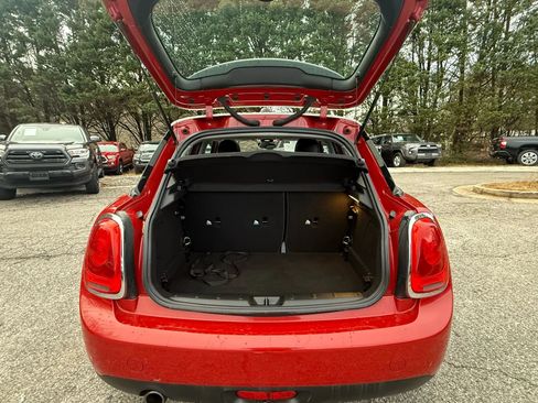 Used 2015 MINI Cooper 4-Door Hardtop image 20