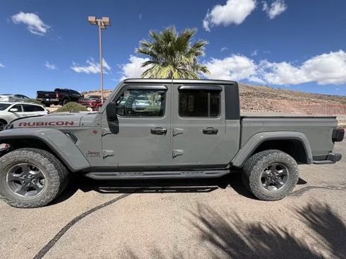 Used 2021 Jeep Gladiator Rubicon AWD/4WD image 2