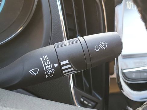 Used 2017 Chevrolet Cruze Premier w/ Enhanced Convenience Package image 20