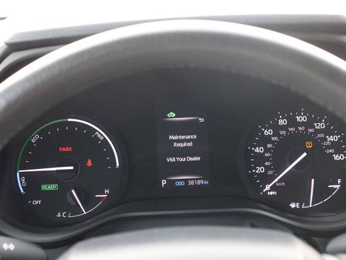 Used 2023 Toyota Sienna XLE FWD image 20