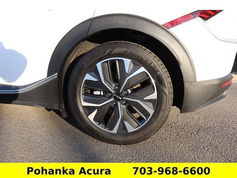 Used 2022 Kia EV6 Light image 28