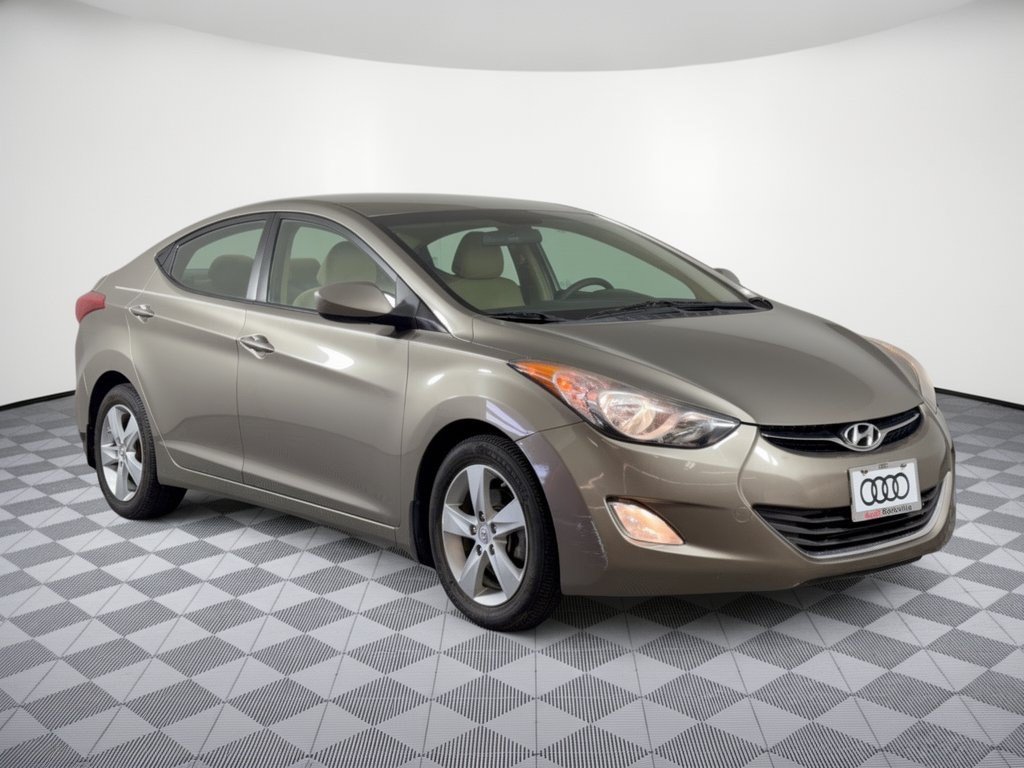 Used 2013 Hyundai Elantra GLS w/ Preferred Pkg FWD image 7
