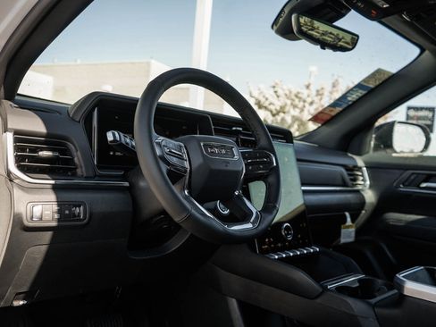 New 2026 GMC Terrain Elevation w/ Technology Package II AWD/4WD image 17