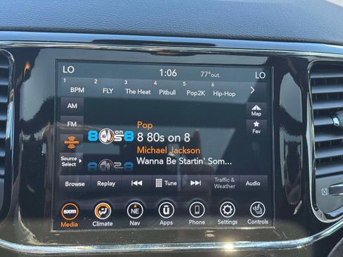Used 2021 Jeep Grand Cherokee Limited w/ Quick Order Package 2GK 80th AWD/4WD image 24