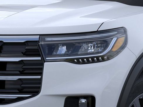 New 2026 Ford Explorer Active w/ Active Comfort Package AWD/4WD image 18