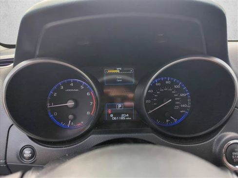 Used 2019 Subaru Outback 2.5i Touring AWD/4WD image 10