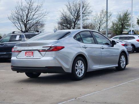 Used 2026 Toyota Camry LE w/ Convenience Package FWD image 3