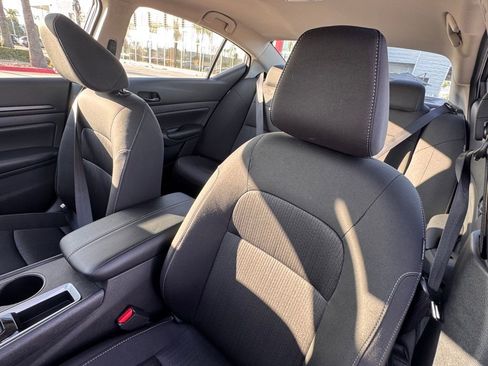 Certified 2025 Nissan Altima 2.5 S image 12