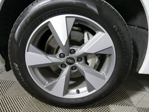 Used 2025 Audi Q5 2.0T Premium image 9