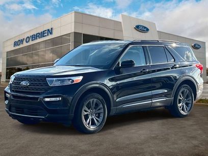 Certified 2023 Ford Explorer XLT w/ Equipment Group 202A