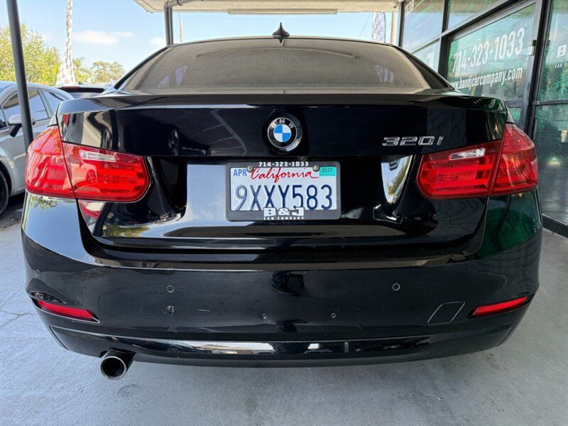 Used 2015 BMW 320i Sedan RWD image 14