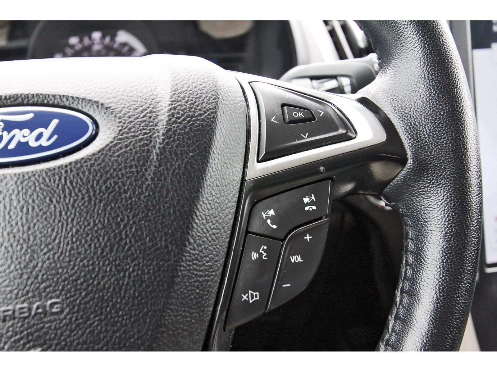 Used 2024 Ford Edge SEL AWD/4WD image 20