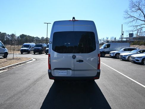 Used 2026 Mercedes-Benz Sprinter 2500 image 29
