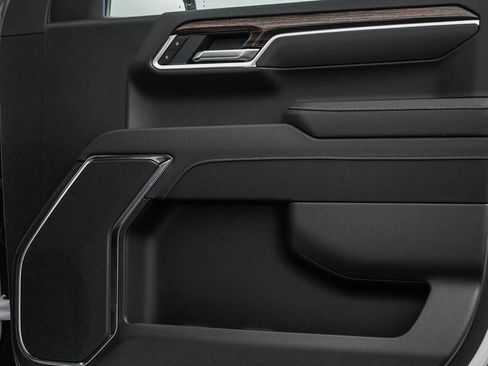 New 2026 GMC Sierra 1500 SLE AWD/4WD image 8