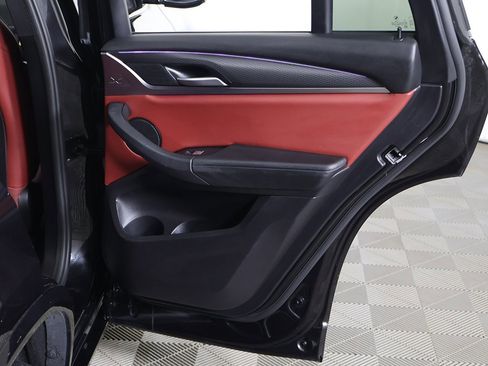 Used 2023 BMW X4 xDrive30i w/ M Sport Package image 29