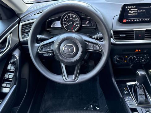Used 2018 MAZDA MAZDA3 Sport image 15