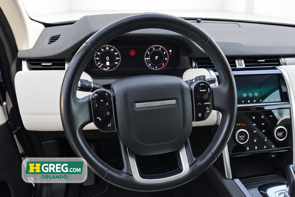 Used 2020 Land Rover Discovery Sport SE AWD/4WD image 13