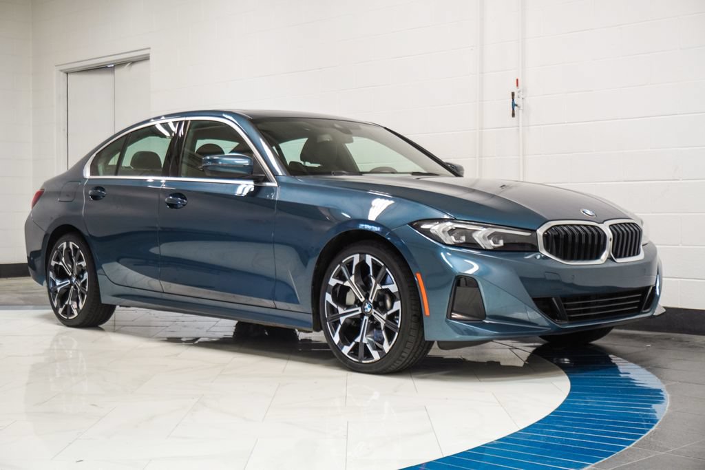Used 2025 BMW 330i Sedan RWD image 5