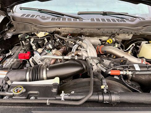 Used 2024 Ford F250 Lariat w/ Lariat Ultimate Package image 34