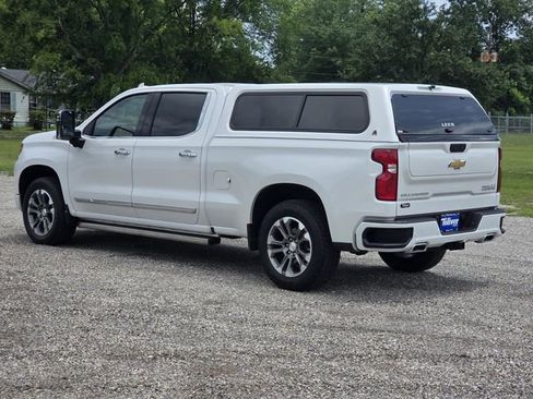 Used 2025 Chevrolet Silverado 1500 High Country w/ Technology Package AWD/4WD image 5
