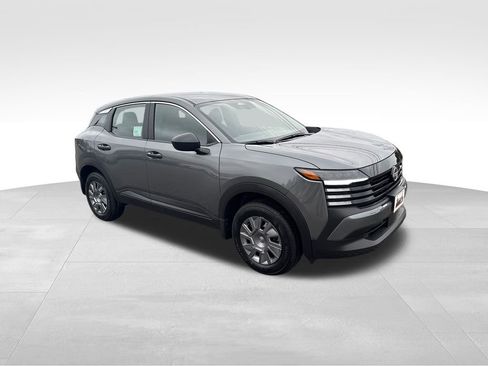 New 2026 Nissan Kicks S image 8