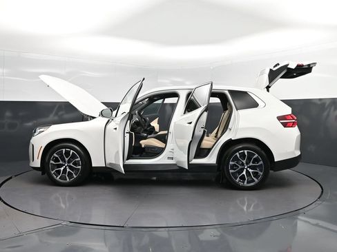 New 2026 BMW X3 xDrive30i w/ Premium Package AWD/4WD image 46