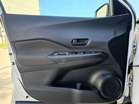 Used 2018 Nissan Kicks S w/ Exterior Package FWD image 15