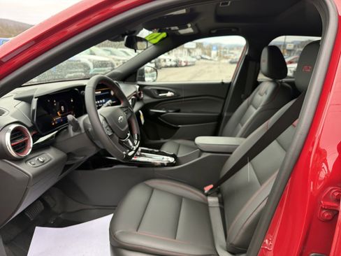New 2026 Chevrolet Trax RS w/ Sunroof Package image 10