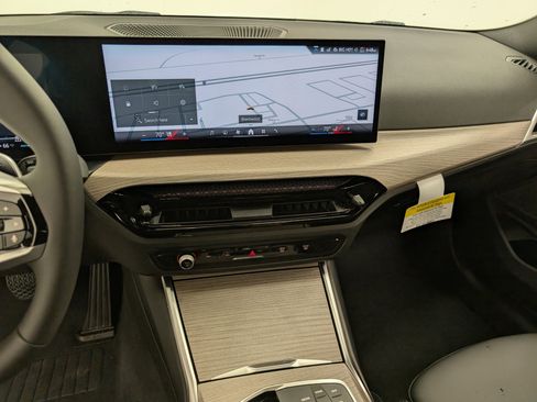 New 2025 BMW 330i Sedan w/ Convenience Package image 16