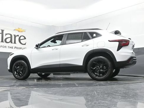 New 2026 Chevrolet Trax LT w/ Driver Confidence Package FWD image 33