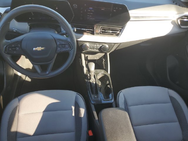 Used 2025 Chevrolet TrailBlazer LT FWD image 10