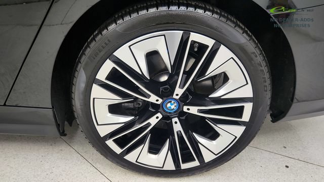 Used 2024 BMW i5 eDrive40i w/ M Sport Package RWD image 76